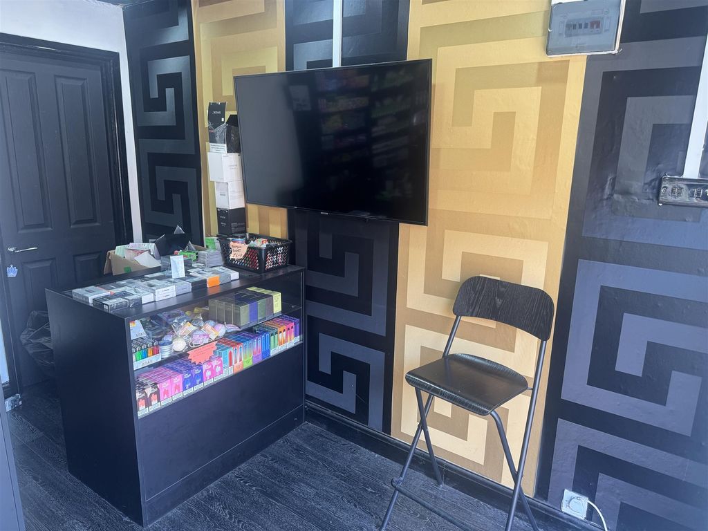 Property photo 2 of 5 Photo 1