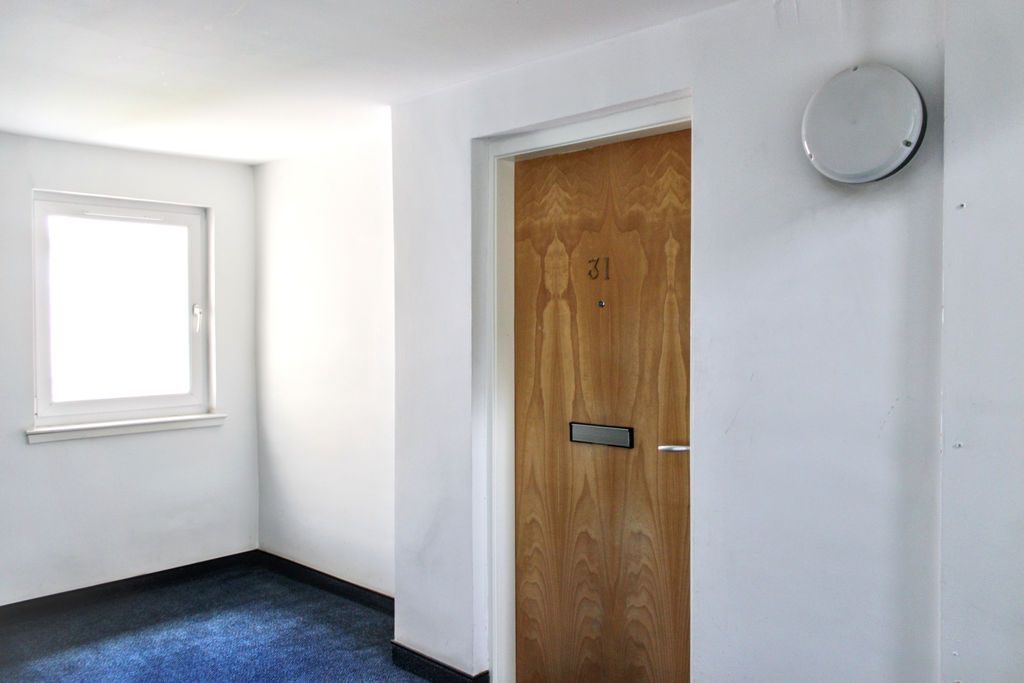 Property photo 3 of 11 Photo 1