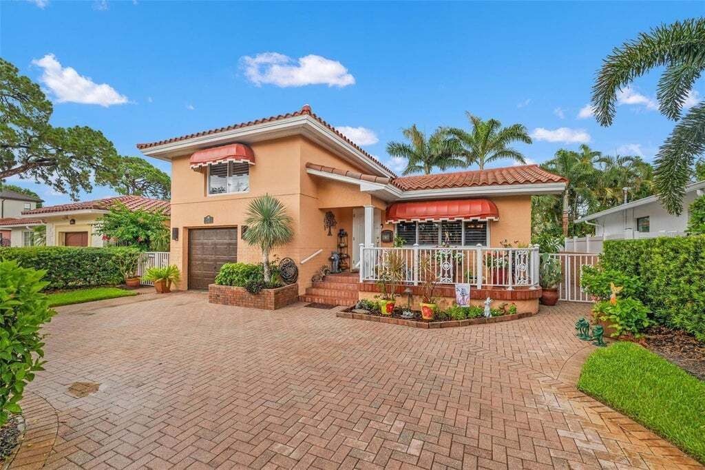 Property photo 1 of 20