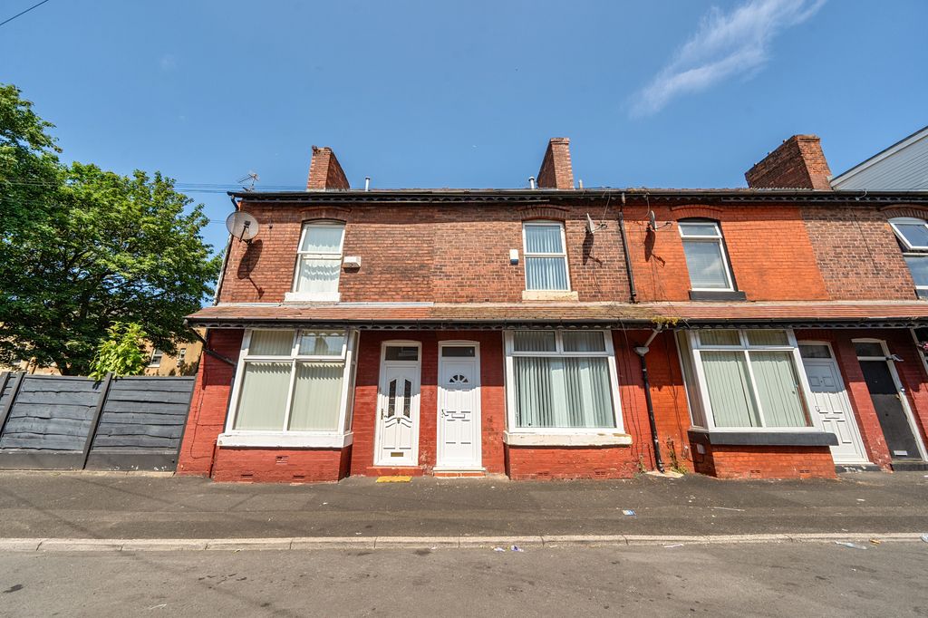 Property photo 1 of 15