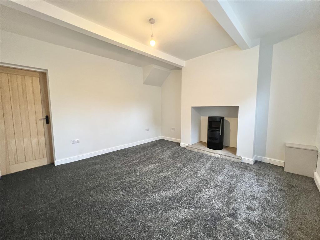 Property photo 3 of 7 Living Room.Jpg