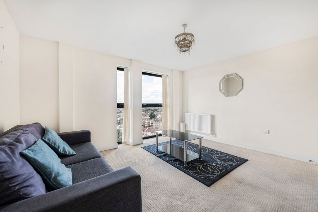 Property photo 3 of 10 10_62969