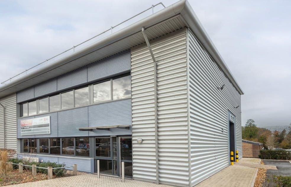 Property photo 1 of 3 941 Yeovil Road