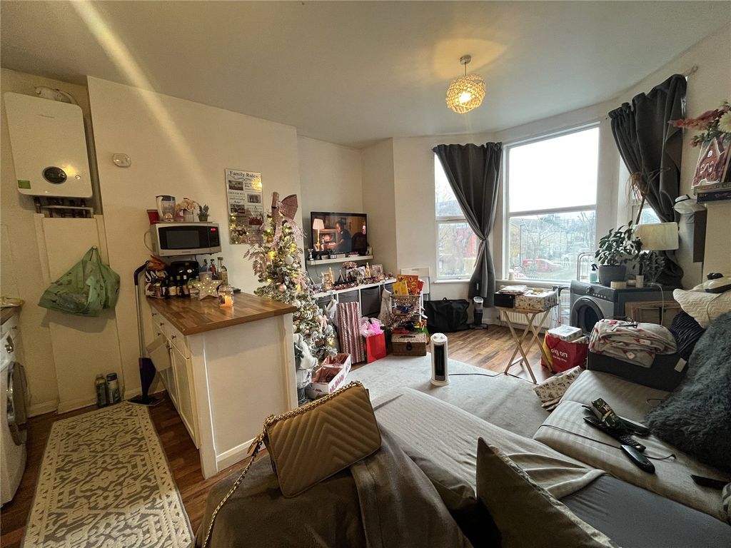 Property photo 3 of 9 Picture No. 07