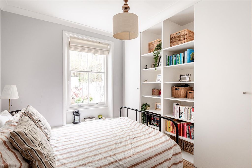 Property photo 3 of 11 Melina Road-10.Jpg