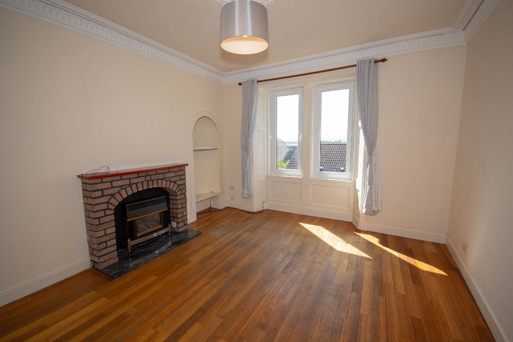 Property photo 3 of 10 Photo 3