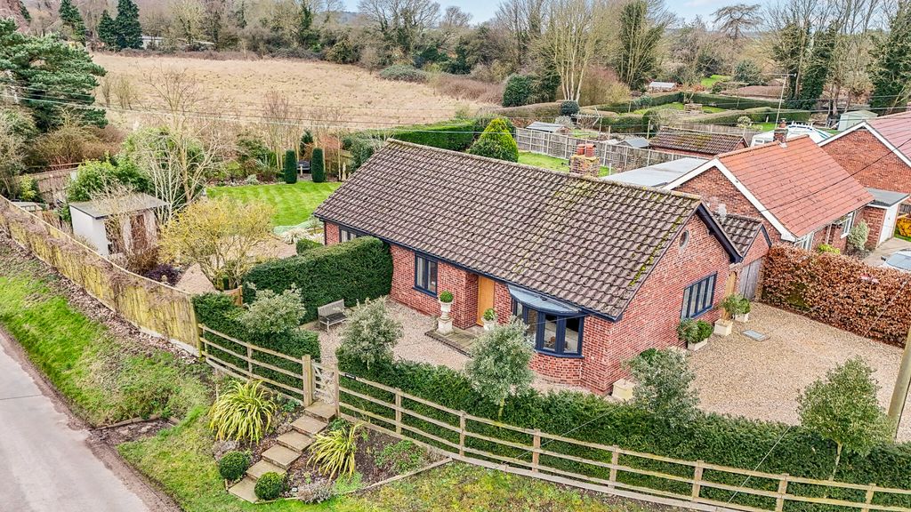 Property photo 1 of 42 4895810