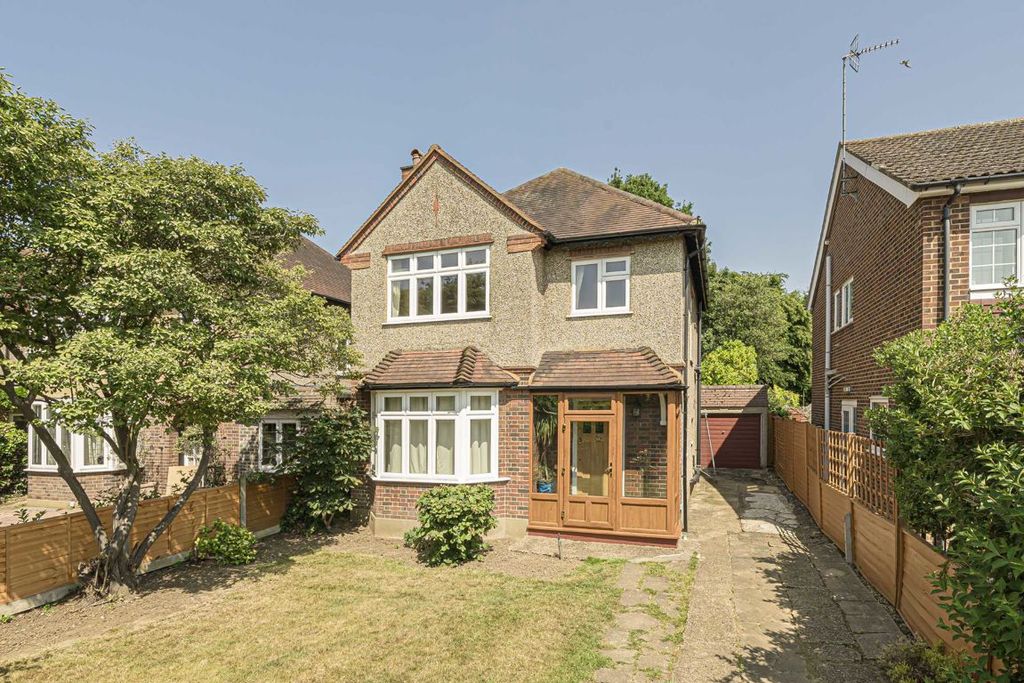 Property photo 1 of 8