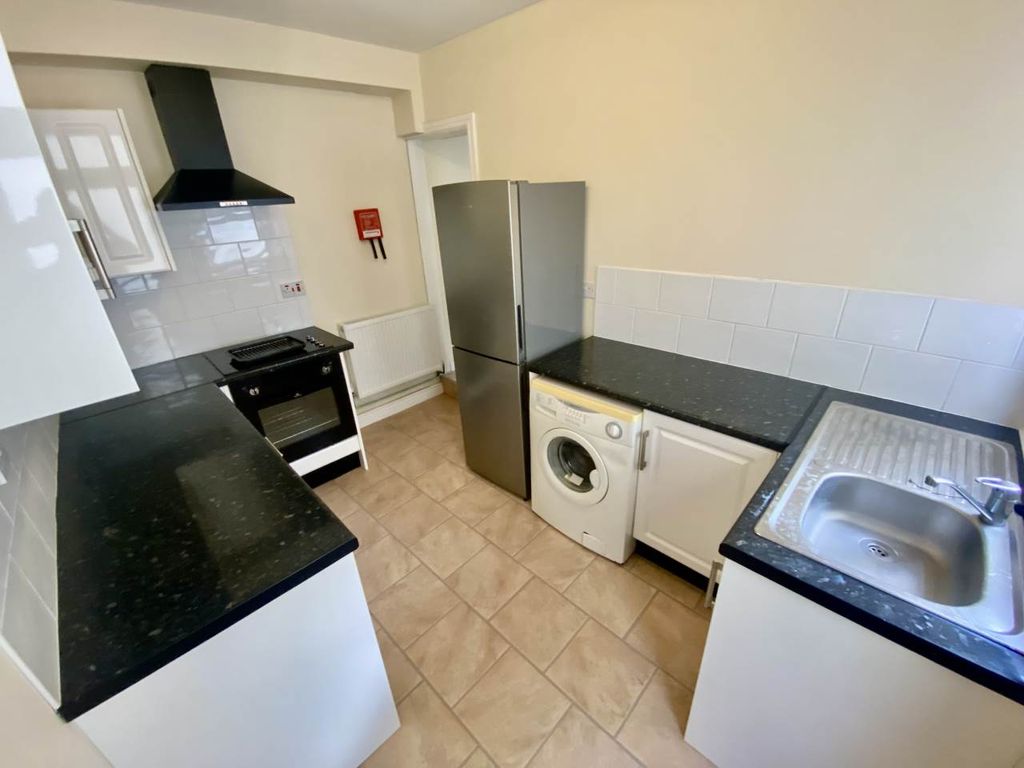 Property photo 1 of 15 Img_4484