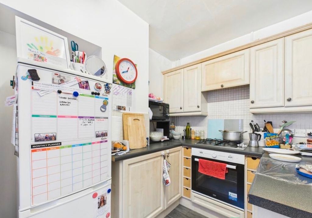 Property photo 3 of 4