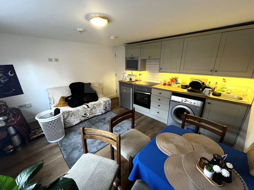 Property photo 3 of 6 Photo 3