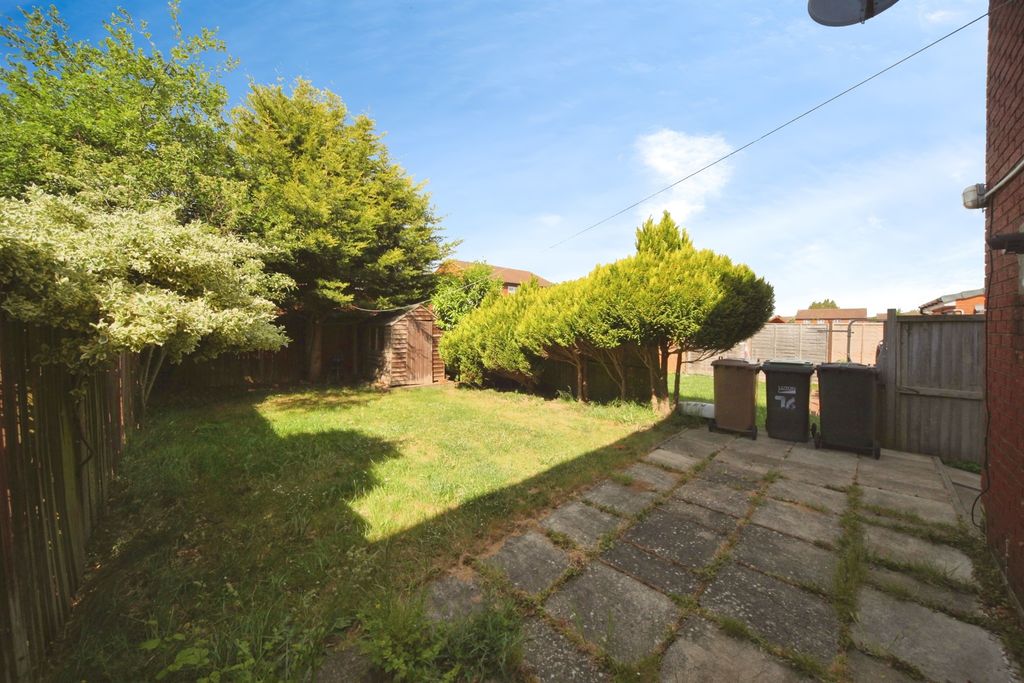 Property photo 3 of 16