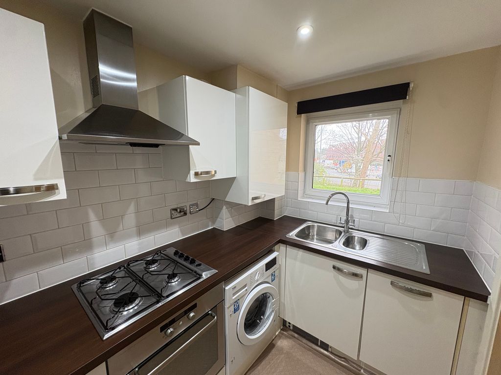 Property photo 3 of 8 Image