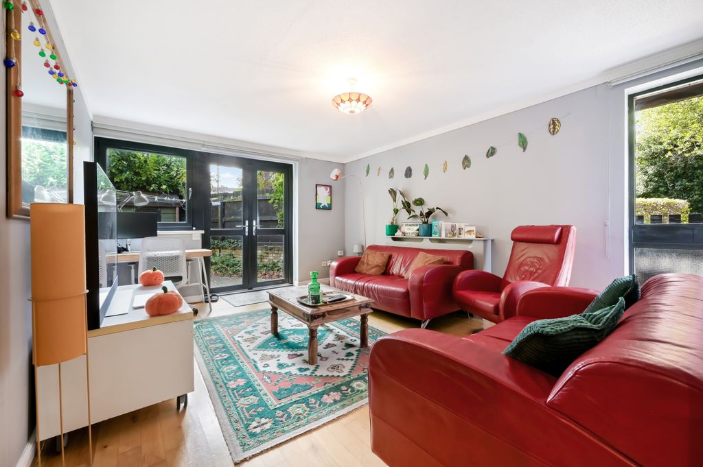 Property photo 1 of 12 Picture No. 19