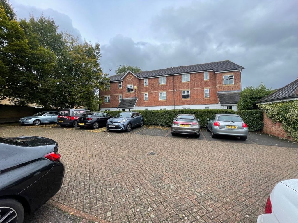 Property photo 1 of 6