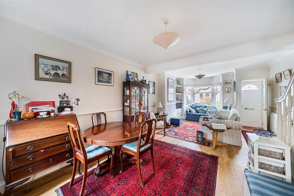 Property photo 2 of 13 1376758-4-6911E9c3ee8ee.Jpg