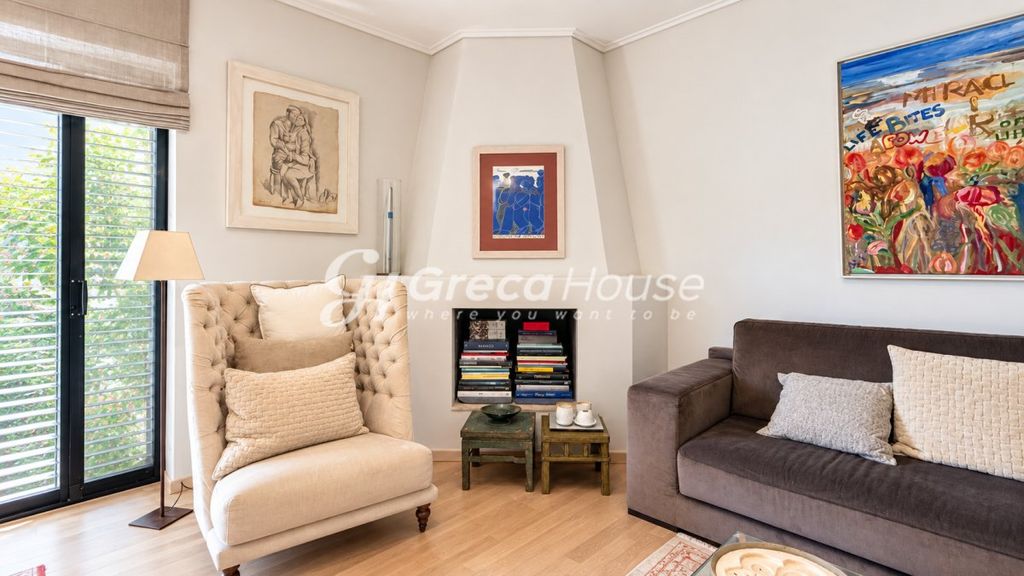 Property photo 2 of 35