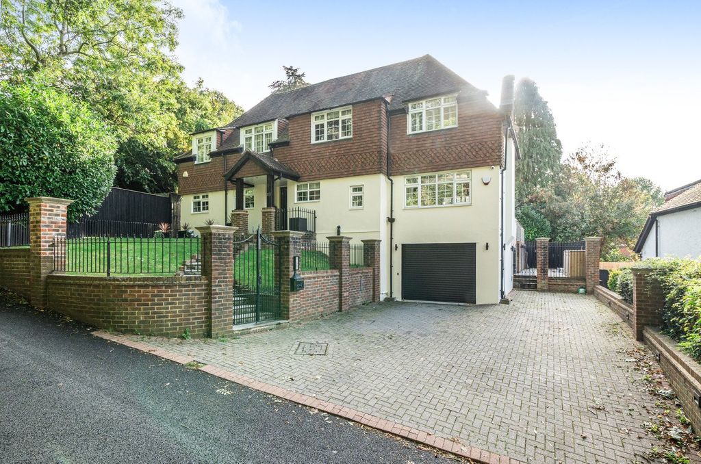 Property photo 1 of 25 Picture No. 16