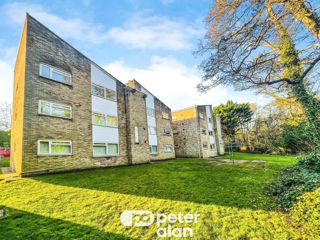 Property photo 2 of 19 Exterior