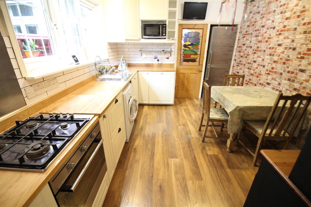 Property photo 1 of 11 Img_4490.Jpg