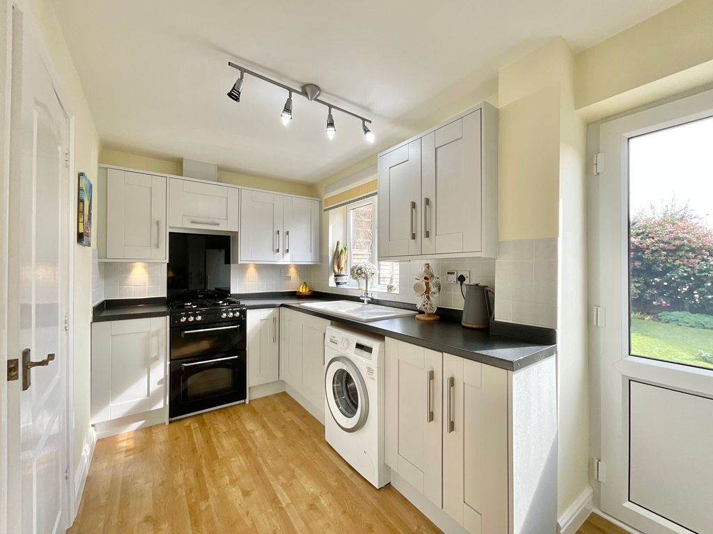 Property photo 3 of 21