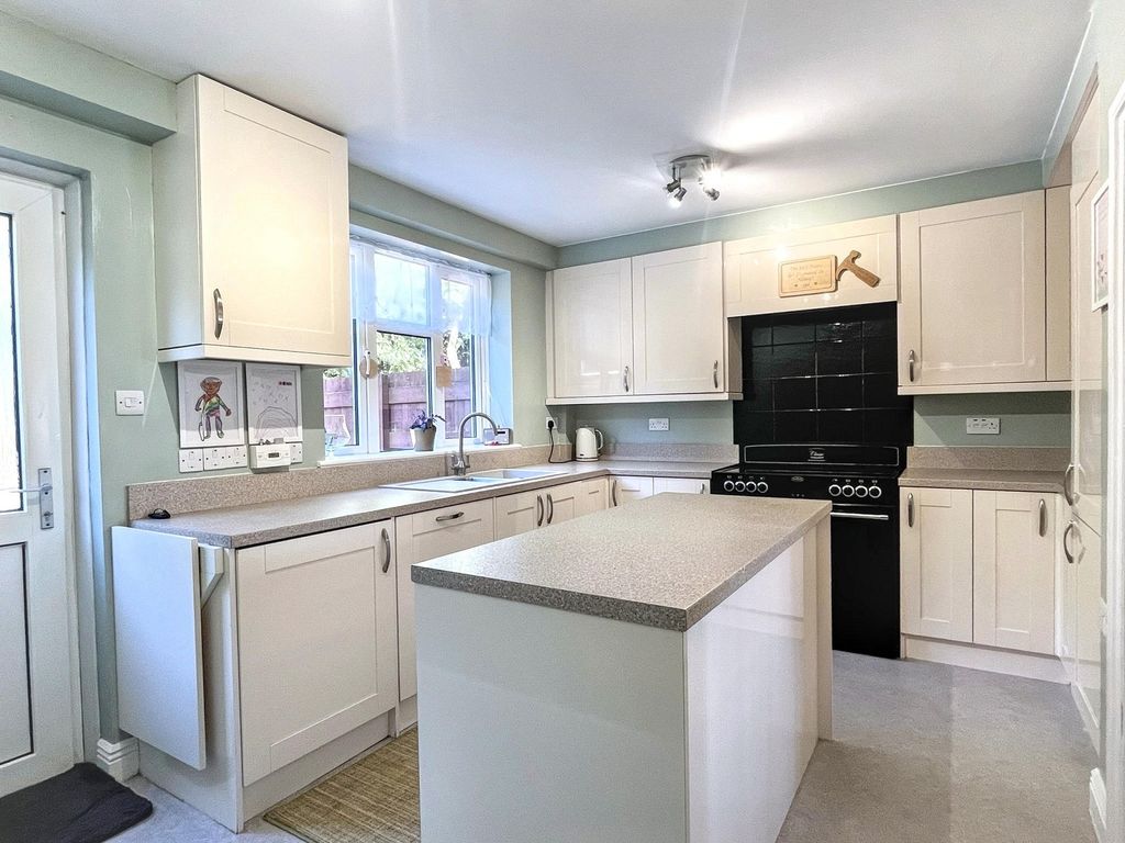 Property photo 3 of 19 Not Specified
