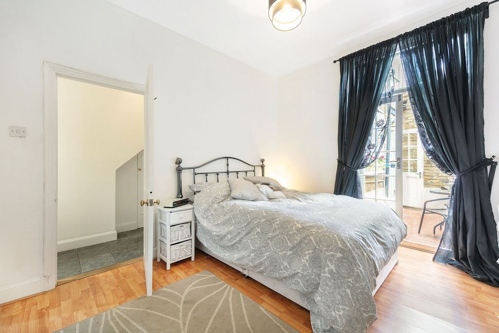 Property photo 2 of 3