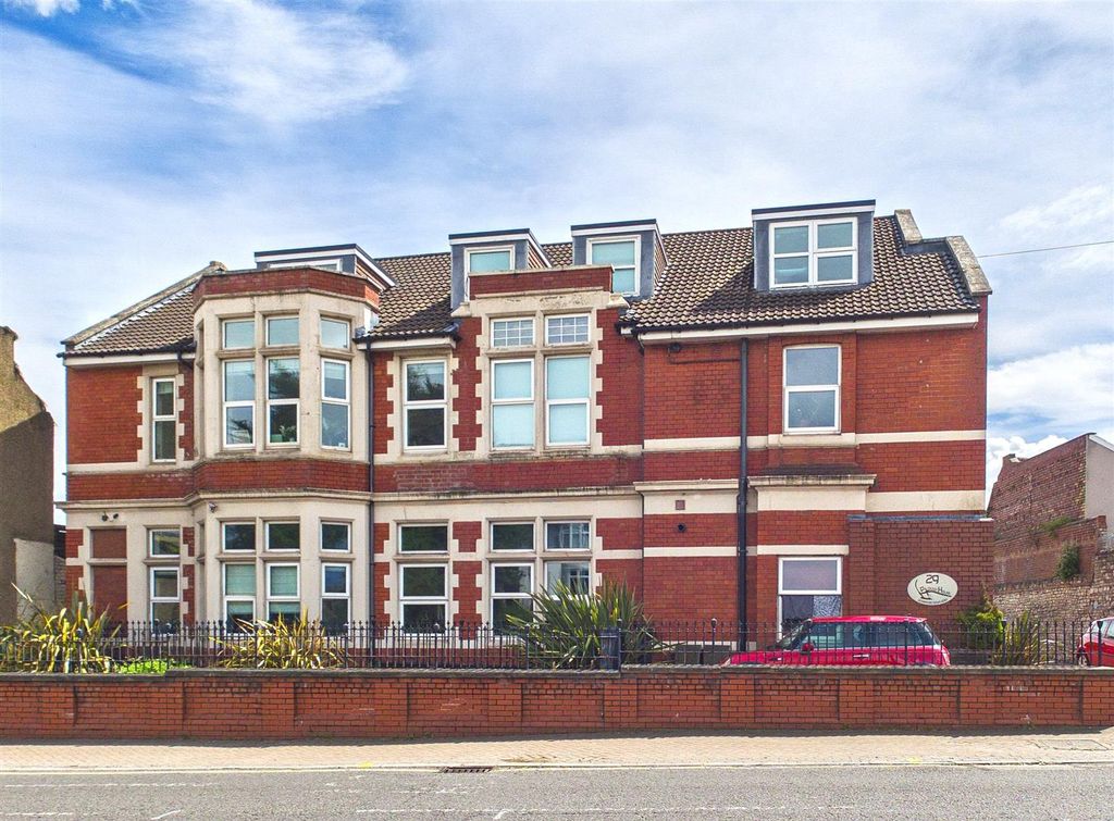 Property photo 1 of 12 1 - One-Bedroom Flat.Jpg