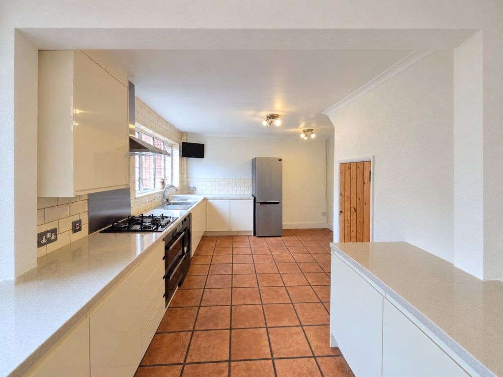 Property photo 3 of 6 Picture No. 02