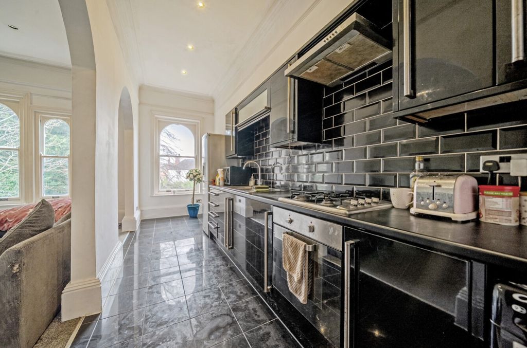 Property photo 2 of 32 1436537-3-69cd7071761B8