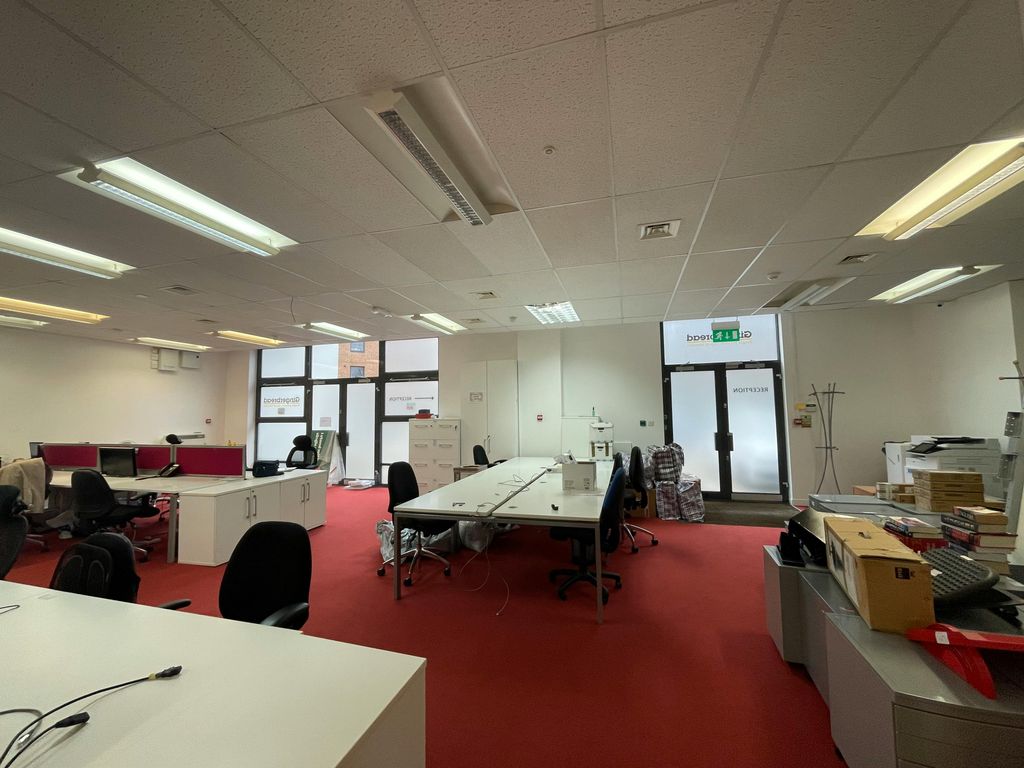 Property photo 2 of 14 Unitbholmes 11.Jpg