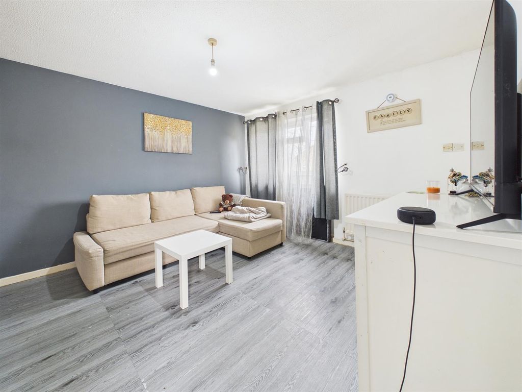 Property photo 3 of 7 Cam05510G0-Pr0178-Still006.Jpg