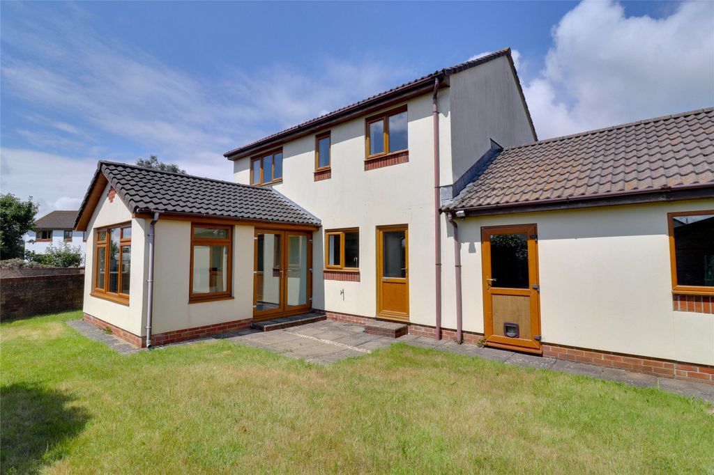 Property photo 3 of 15 Picture No. 31