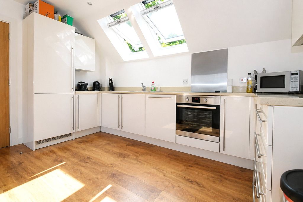 Property photo 2 of 7 Picture No. 17