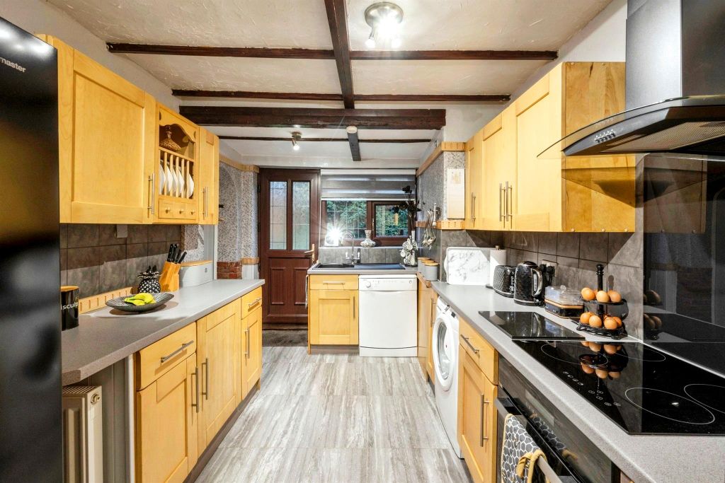 Property photo 2 of 19