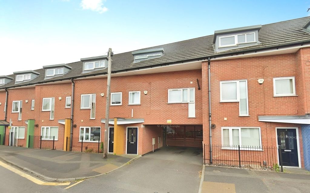 Property photo 1 of 11 Picture No. 17