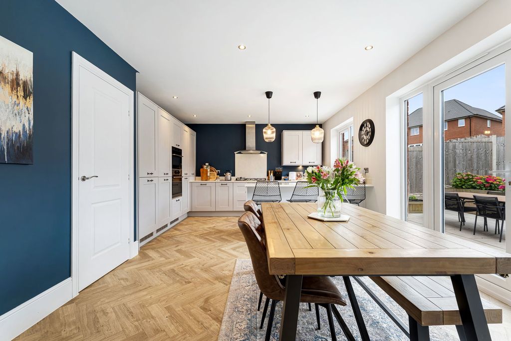 Property photo 1 of 56
