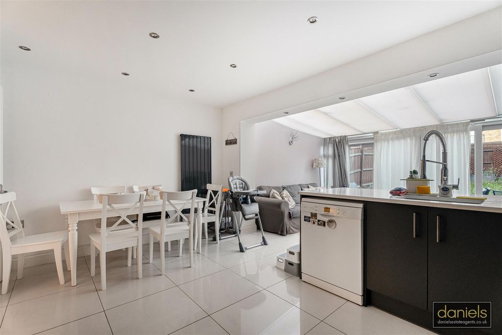 Property photo 2 of 15 9_69075_Watermarked - Copy.Jpg