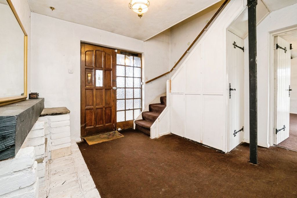 Property photo 2 of 17 Pbox-Img.Jpg