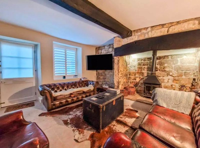 Property photo 3 of 15 Photo 4