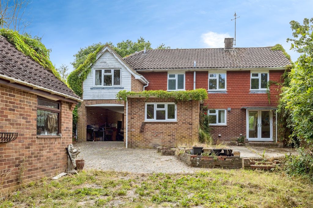Property photo 1 of 16