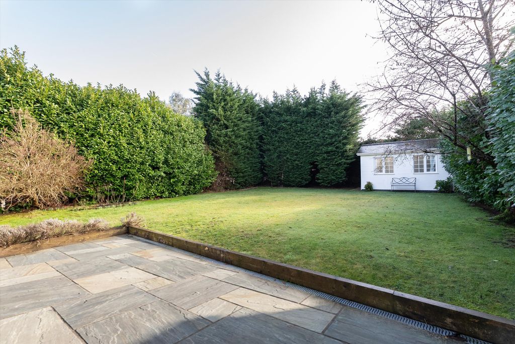 Property photo 3 of 25 Image