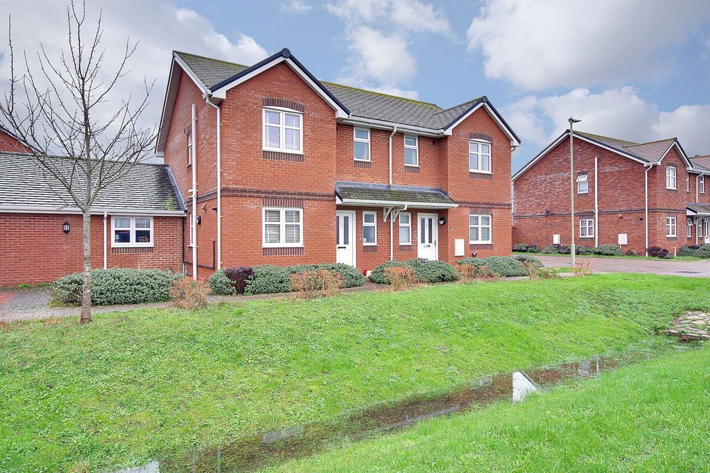 Property photo 1 of 29