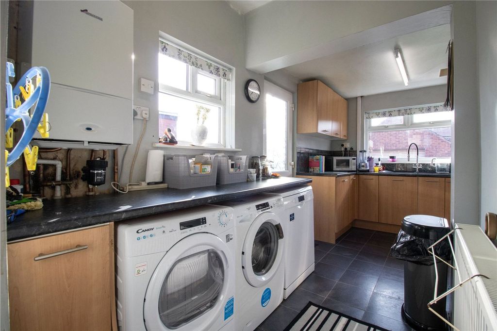 Additional image 7 of 3 bed semi-detached house for saleLodge Road, Scunthorpe DN15