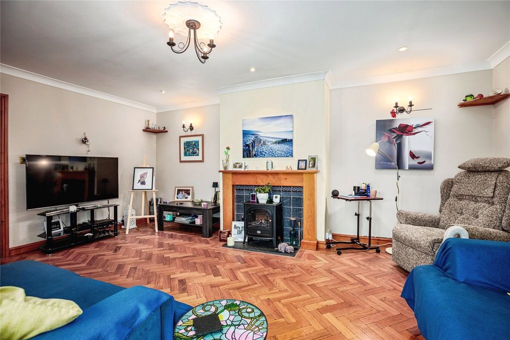 Property photo 3 of 25 Picture No. 39