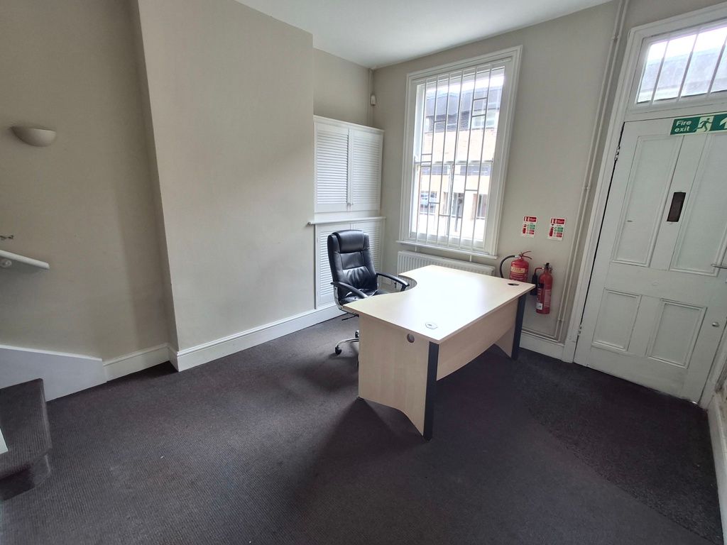 Property photo 2 of 5 Photo 4