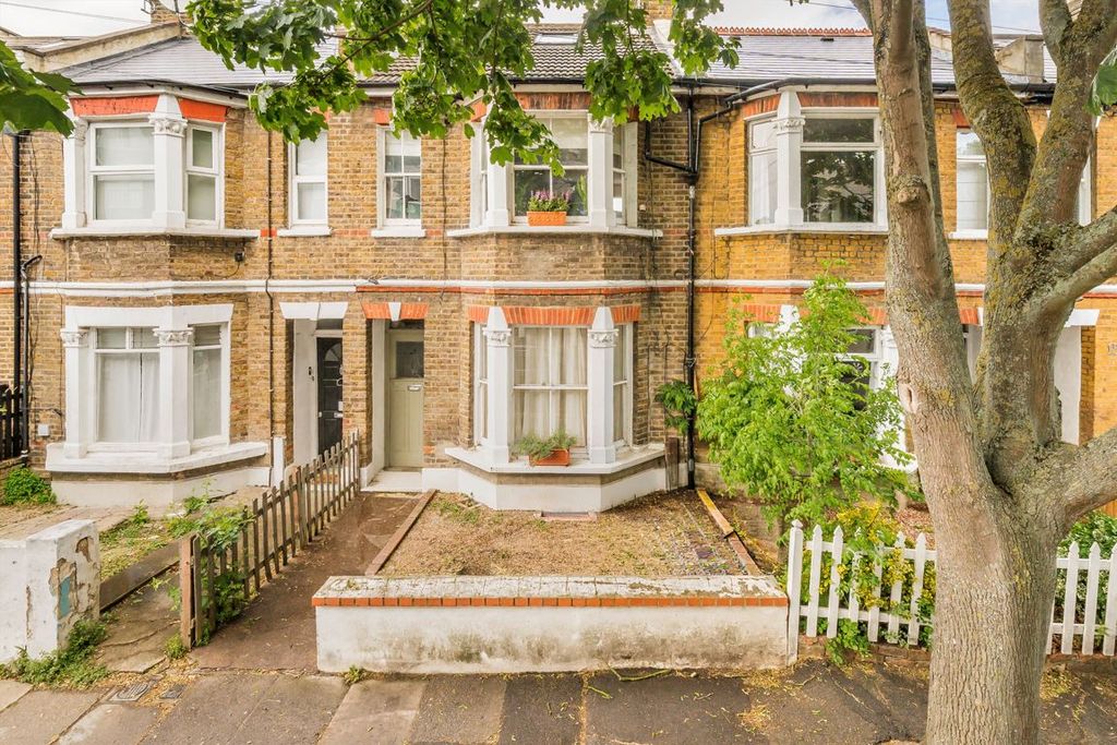 Property photo 1 of 6