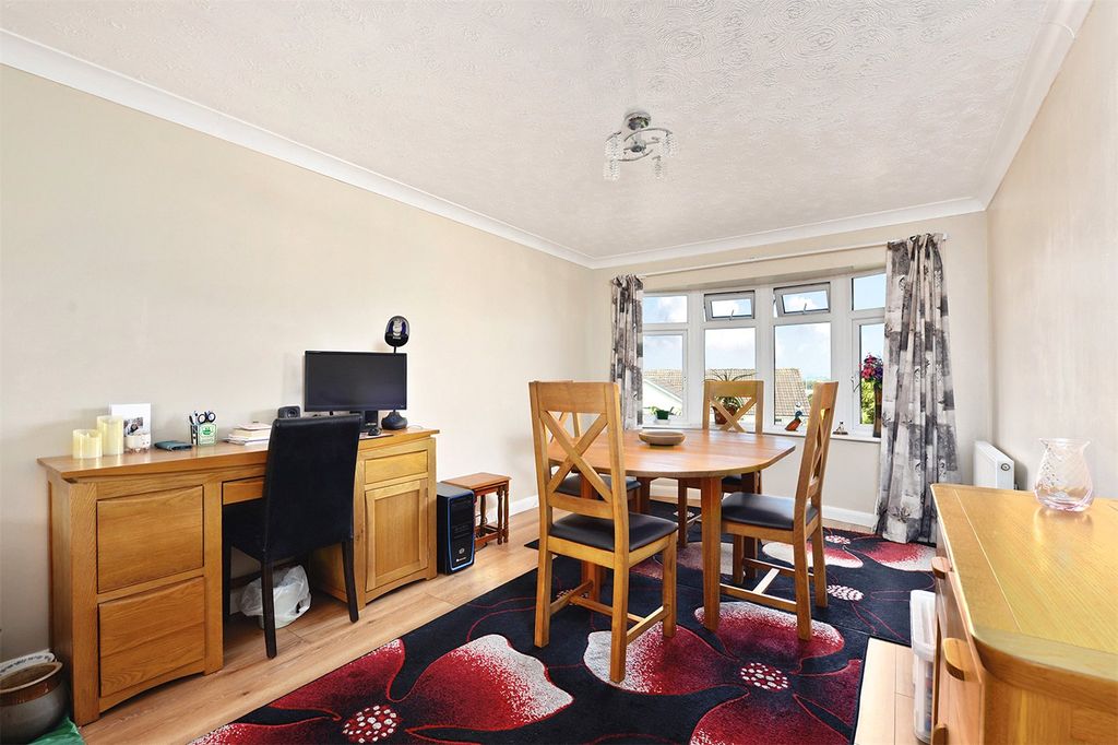 Property photo 3 of 21 Picture No. 09