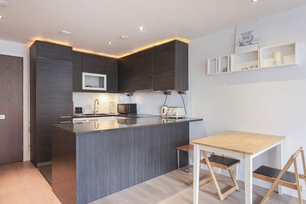 Property photo 3 of 13 Picture No. 14