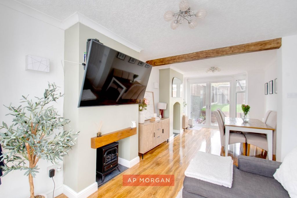 Property photo 2 of 13 Picture No. 01